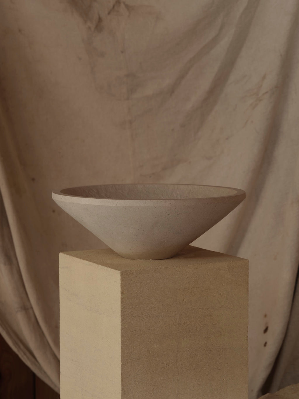 PORTLAND LIMESTONE MARINA BOWL