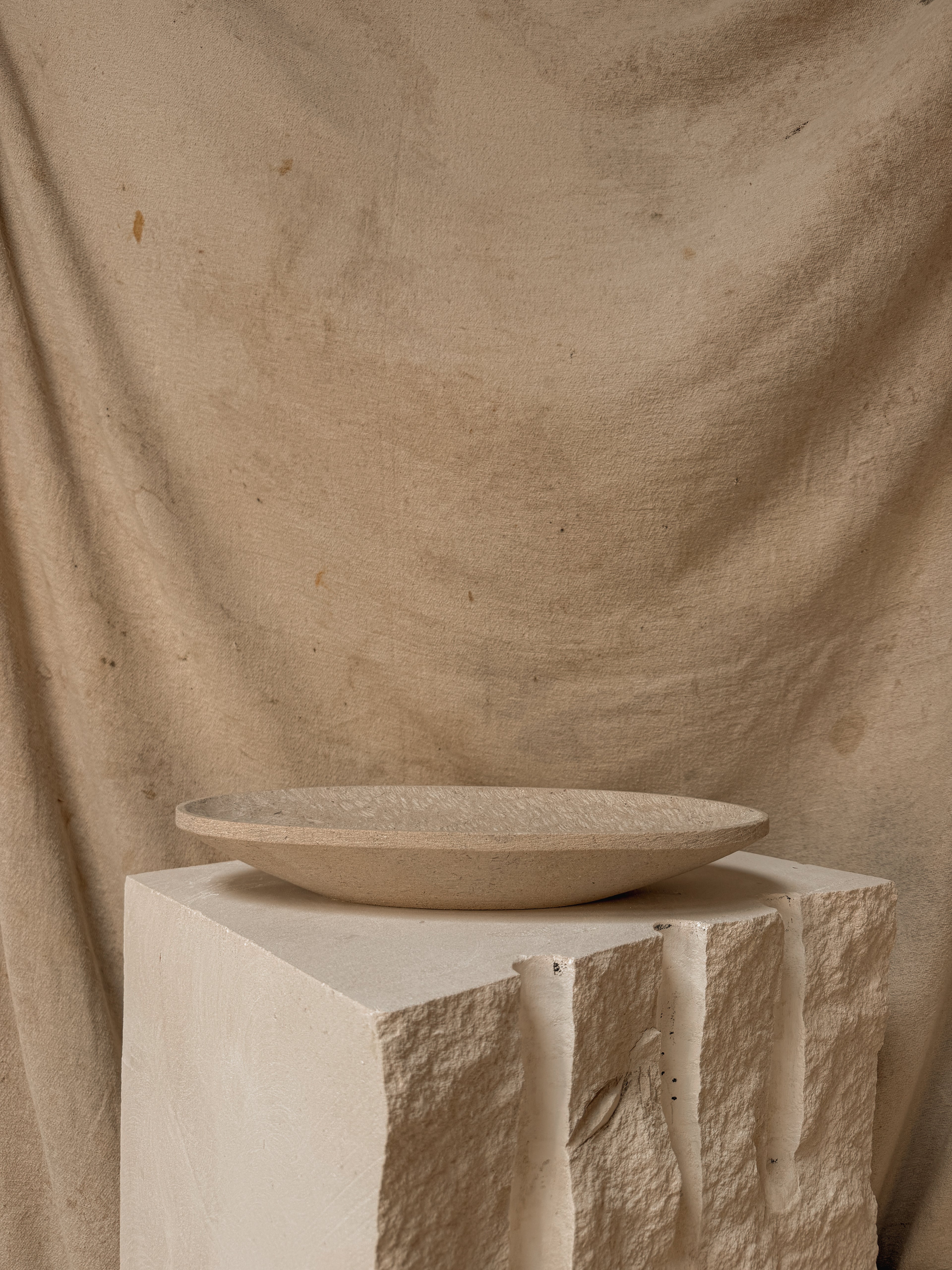 PORTLAND LIMESTONE SOLWAY OVAL BOWL