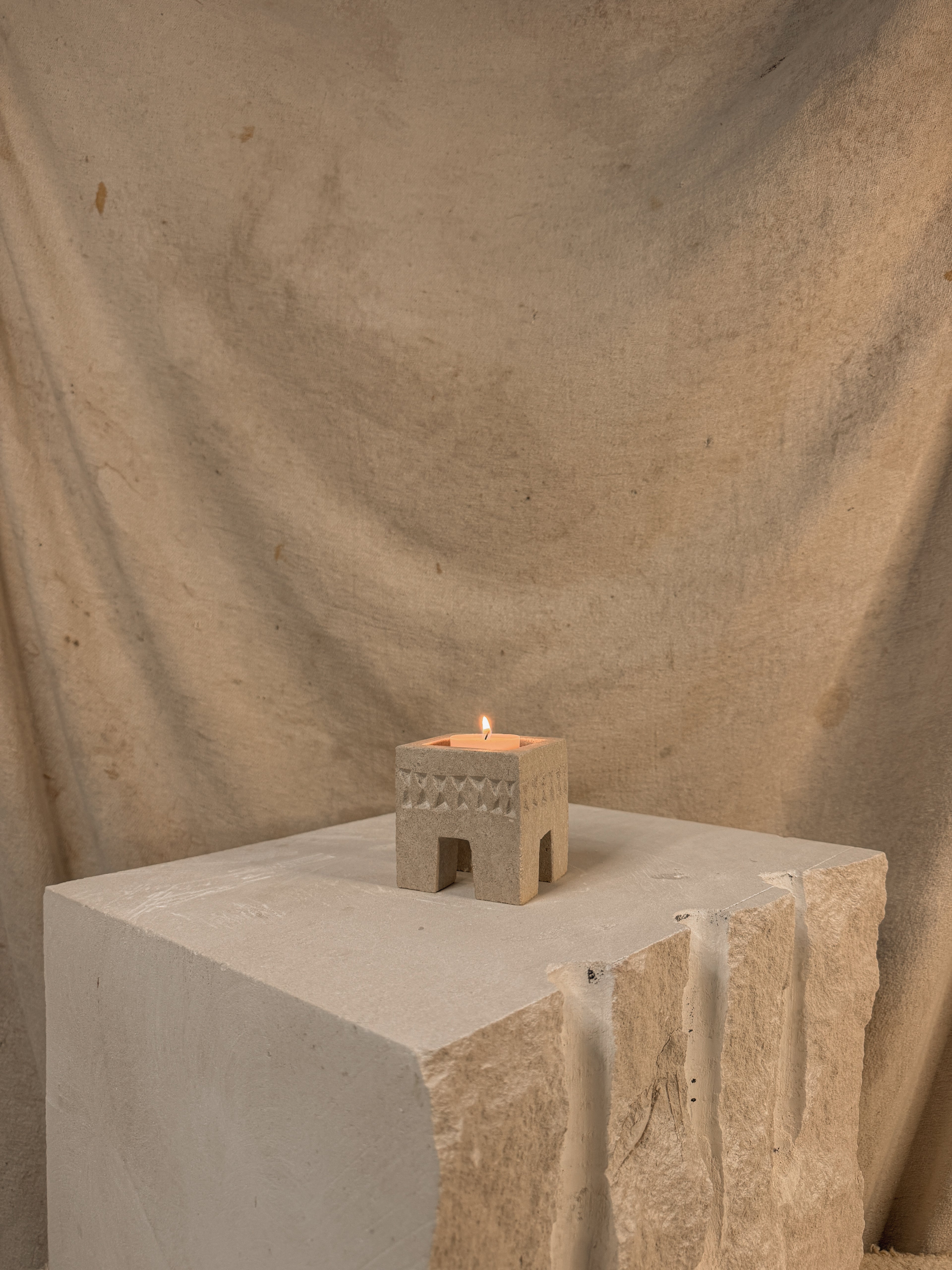 PORTLAND LIMESTONE SAMAIN CANDLE HOLDER