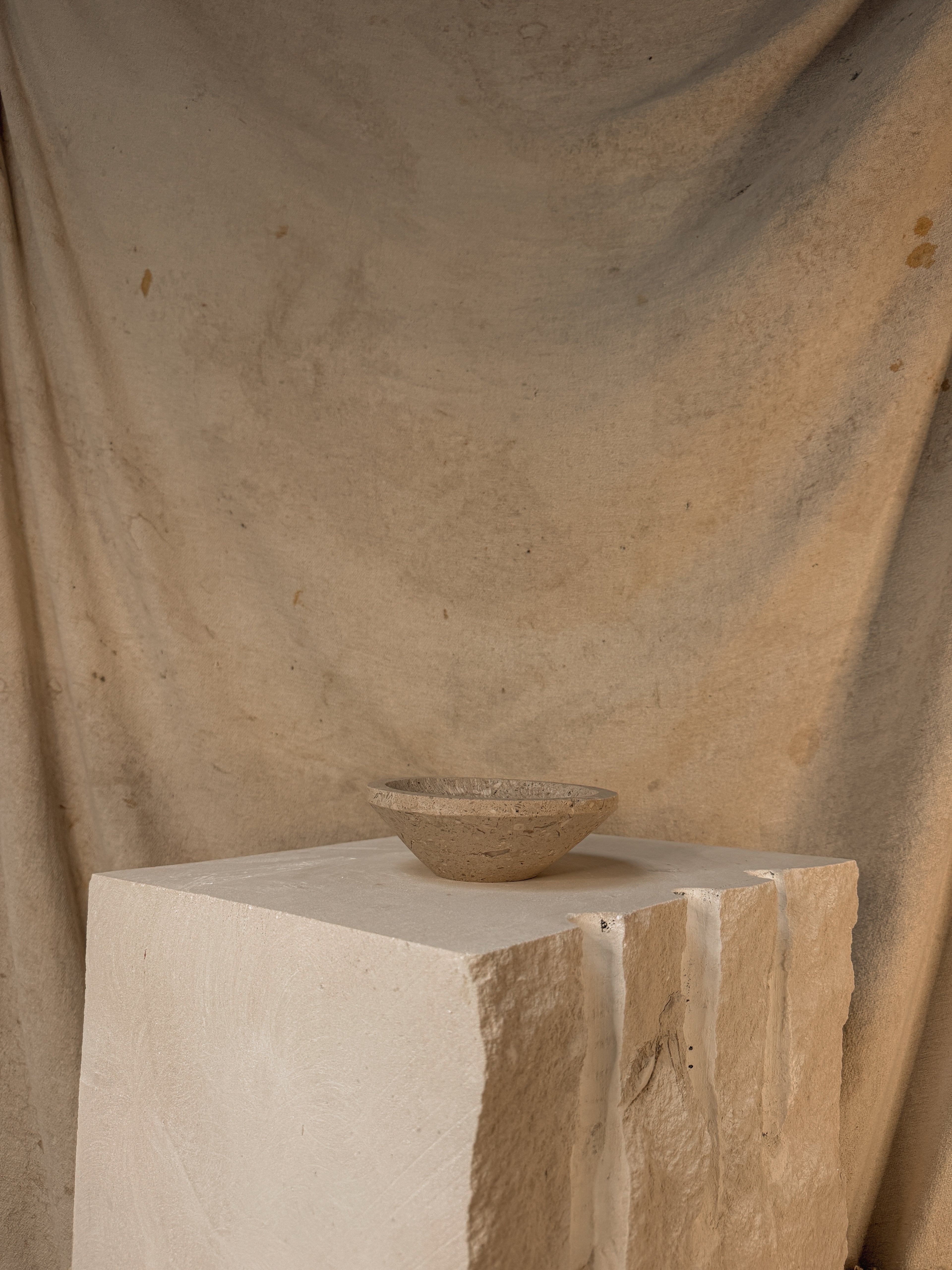 PORTLAND LIMESTONE BRANWEN BOWL