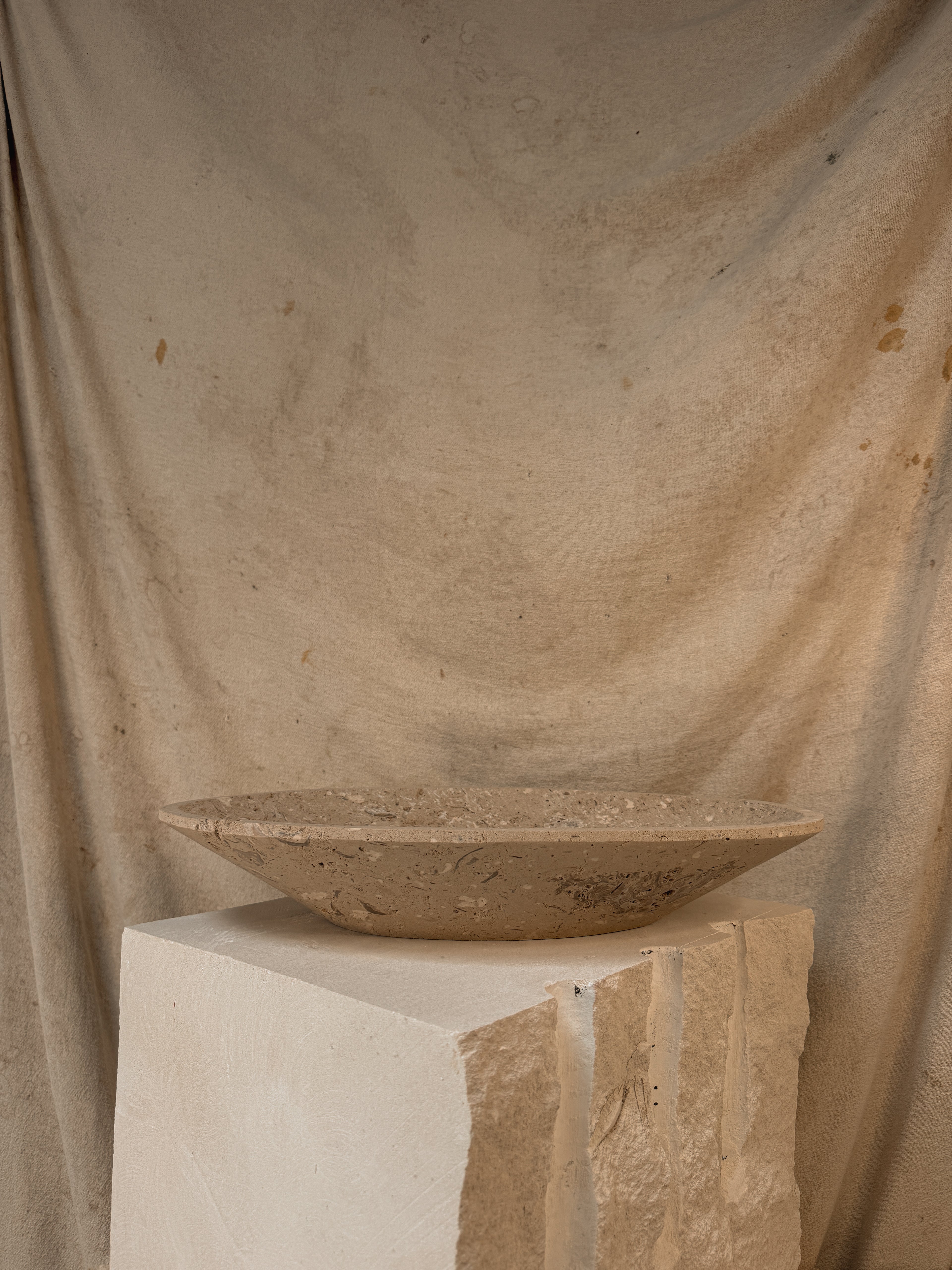 PORTLAND LIMESTONE DROSTEN OVAL BOWL