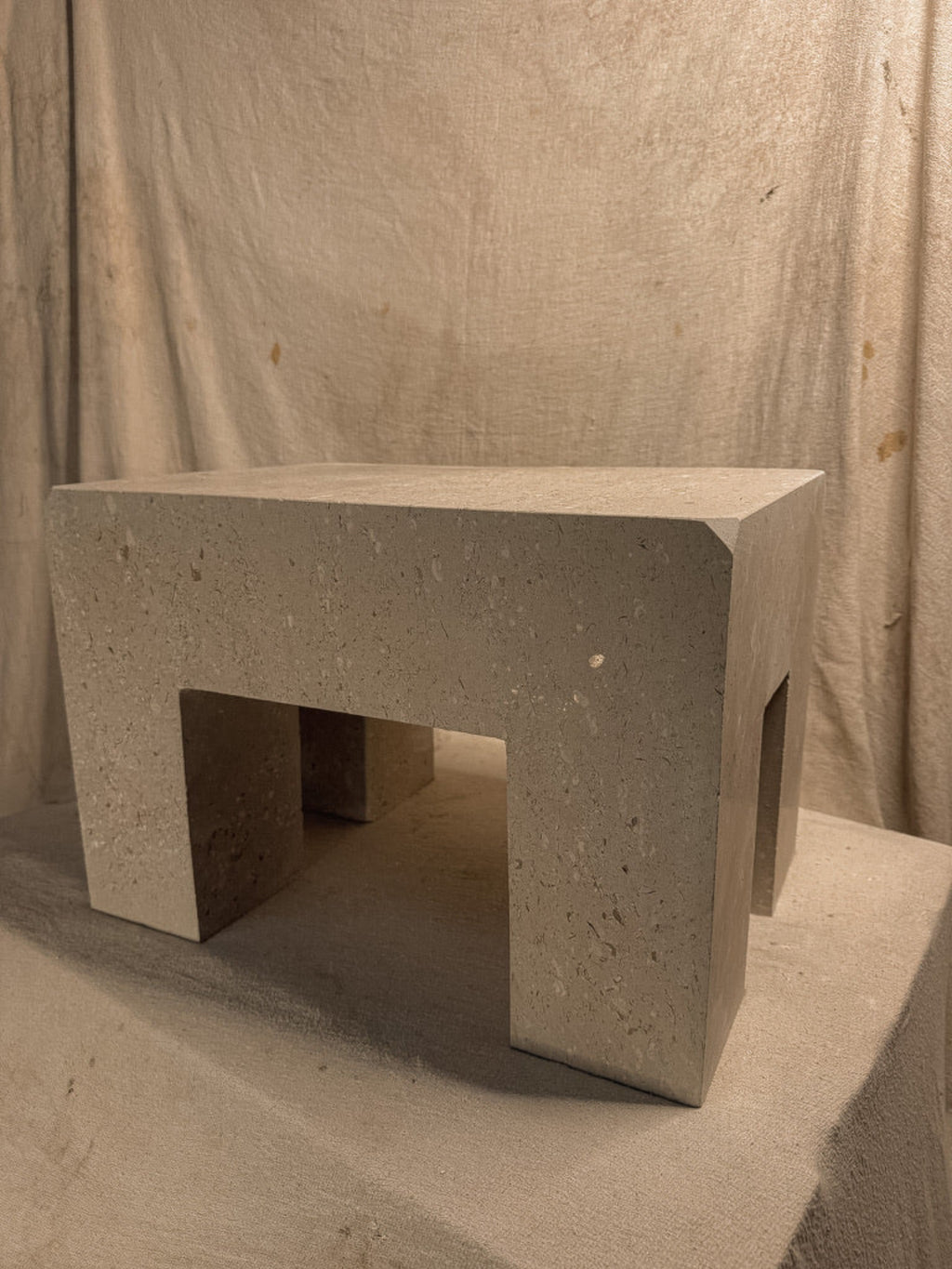 PORTLAND LIMESTONE EPONA TABLE