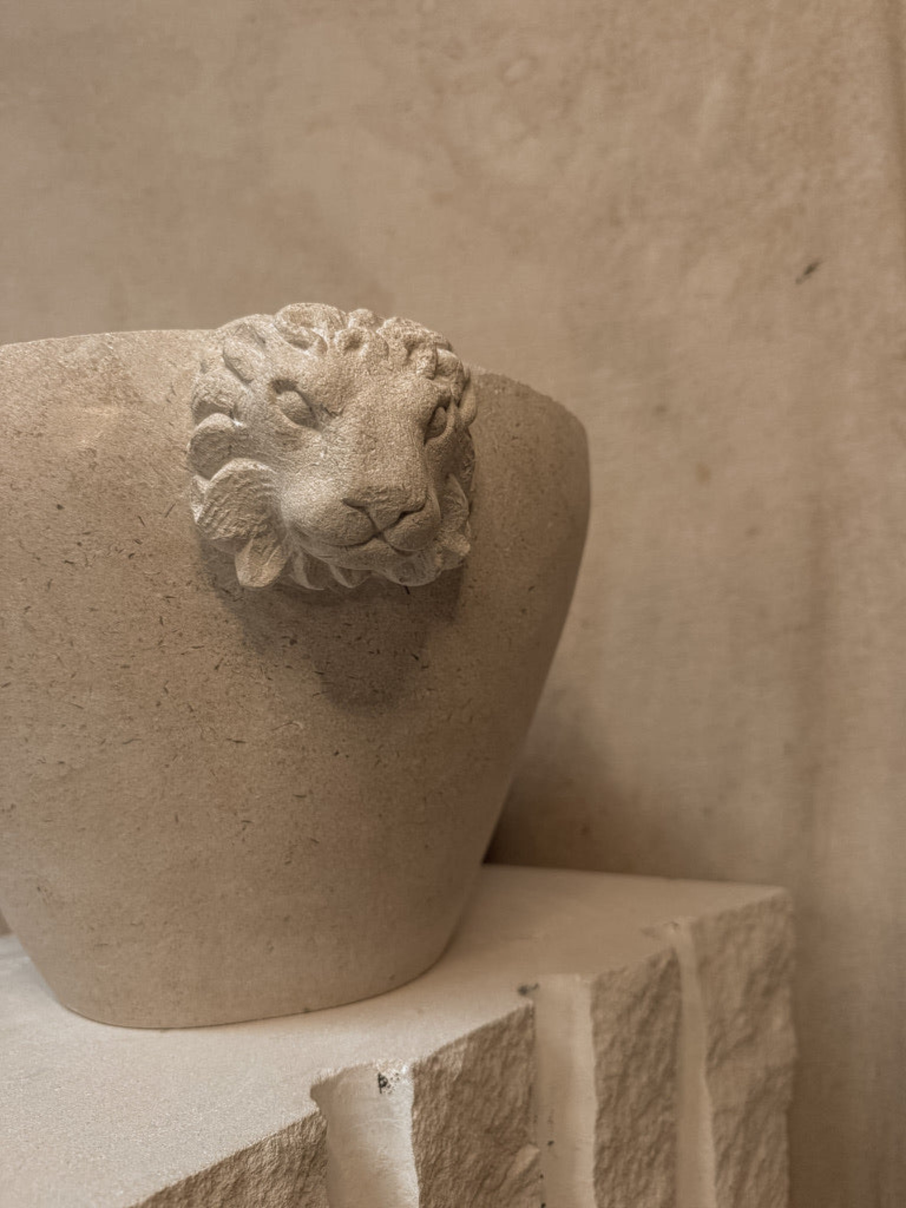 PORTLAND LIMESTONE BUXTON BOWL