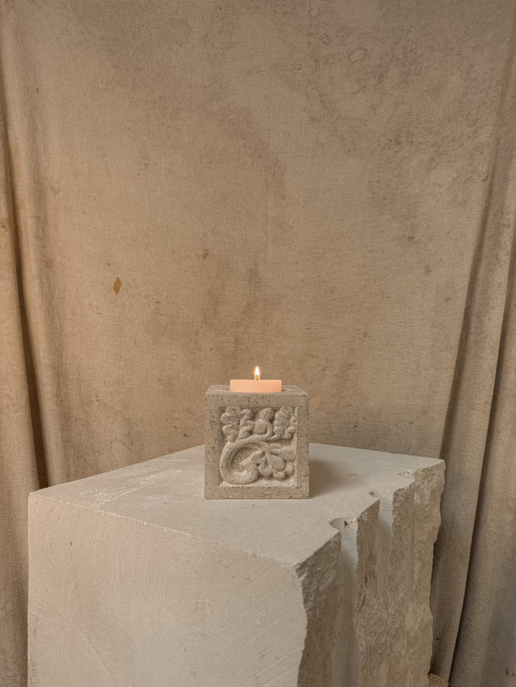 PORTLAND LIMESTONE OAK CANDLE HOLDER