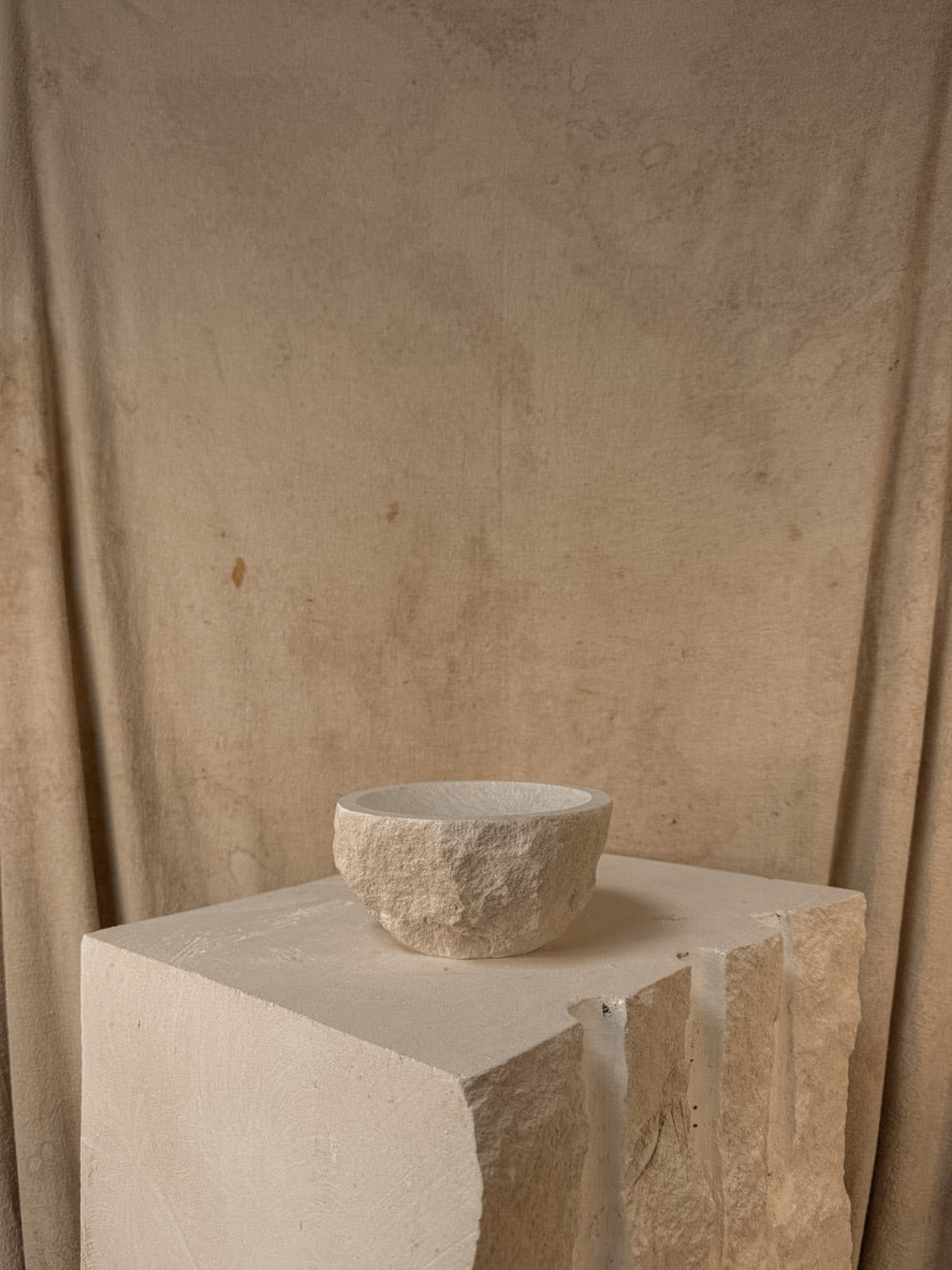PORTLAND LIMESTONE CORMELIAN BOWL