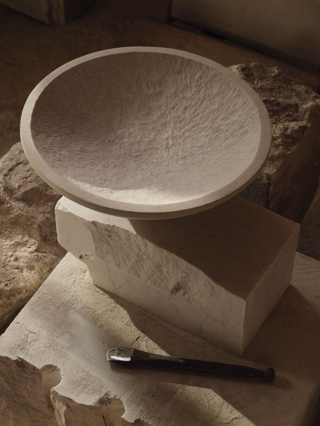 PORTLAND LIMESTONE MARINA BOWL